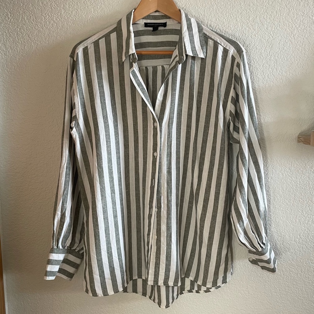 Banana Republic Linen Blend Stripe Button Down